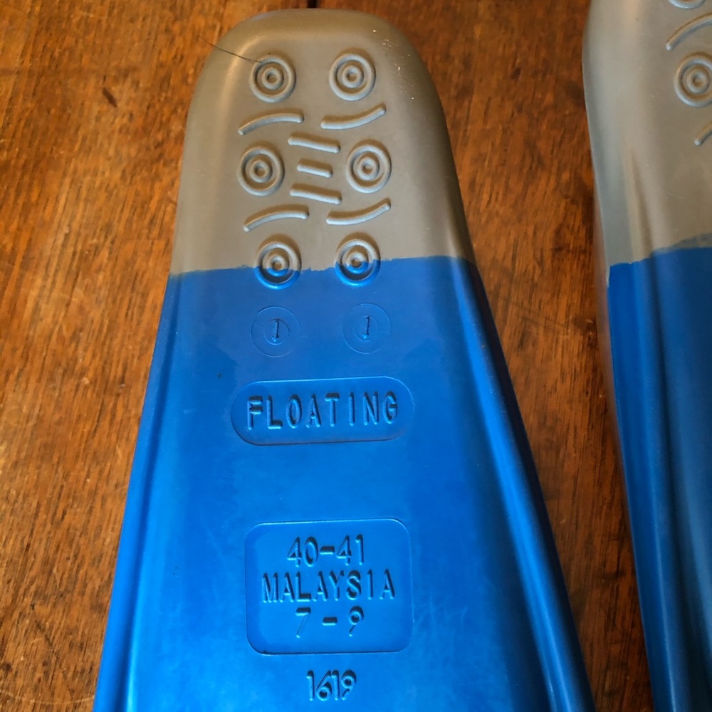 Kiefer swim fins, size 7-9 - Picture 3 of 4